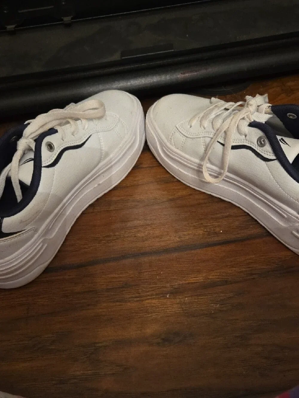 Nautica White and Navy Low-Top Sneakers